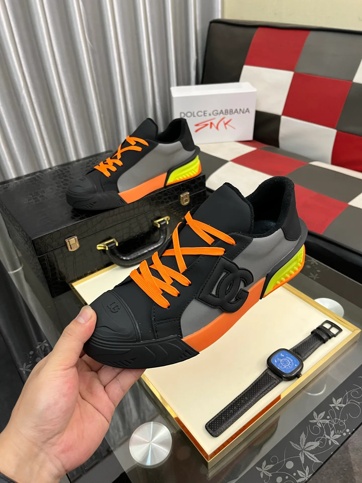 Men's Men's Shoes 💰500⌚️⌚️••Dolce&Gabbana••DG✔️High-end men's sports and casual shoes. Original goods from top counters. Original imported cowhide, multi-material splicing design ➕Imported cowhide lining, cowhide feet ➕Original TPR elastic outsole. Size: 35-46
